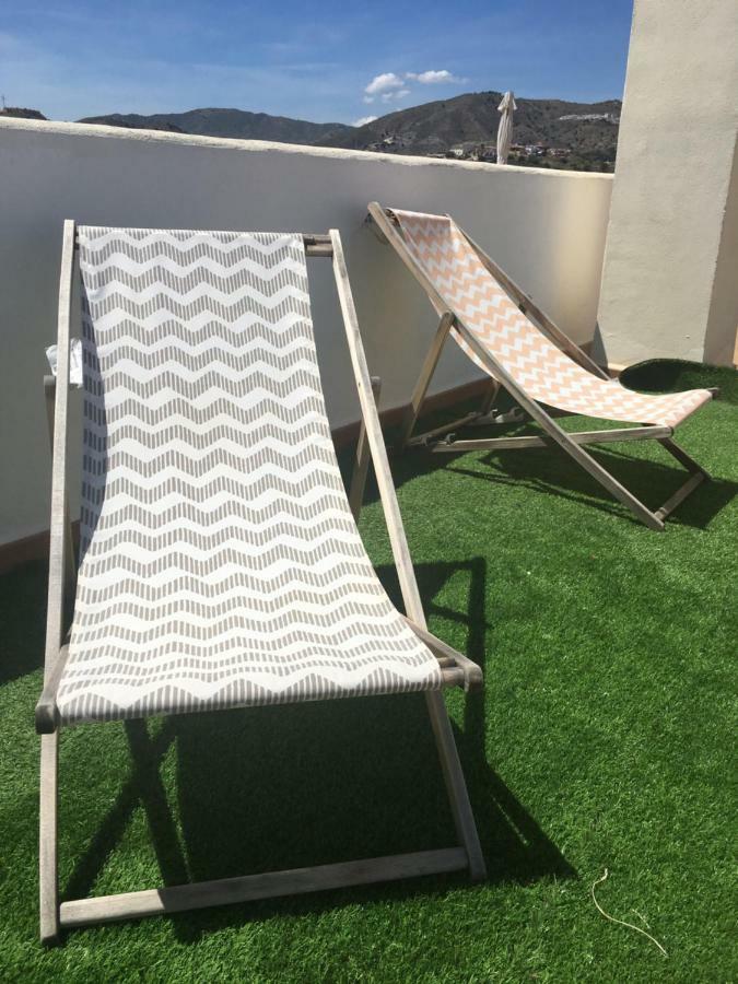 Apartamento Atico A 50 Metros De La Playa Will Daire Rincón de la Victoria Dış mekan fotoğraf